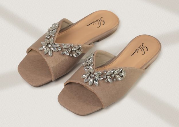SC-B010 / Crystal Slippers