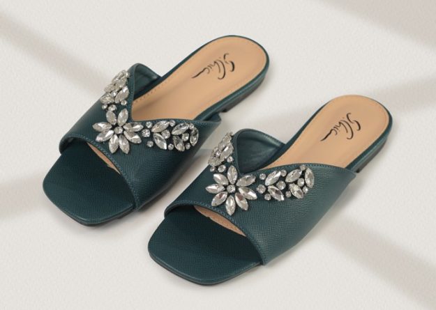 SC-B010 / Crystal Slippers