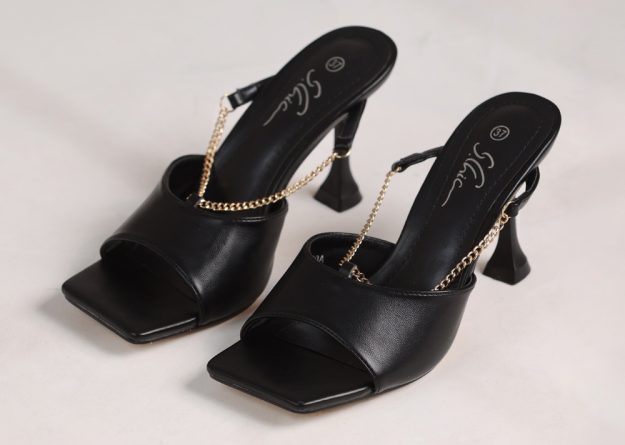 Stylish Open-Heel Sandals with Chain Strap