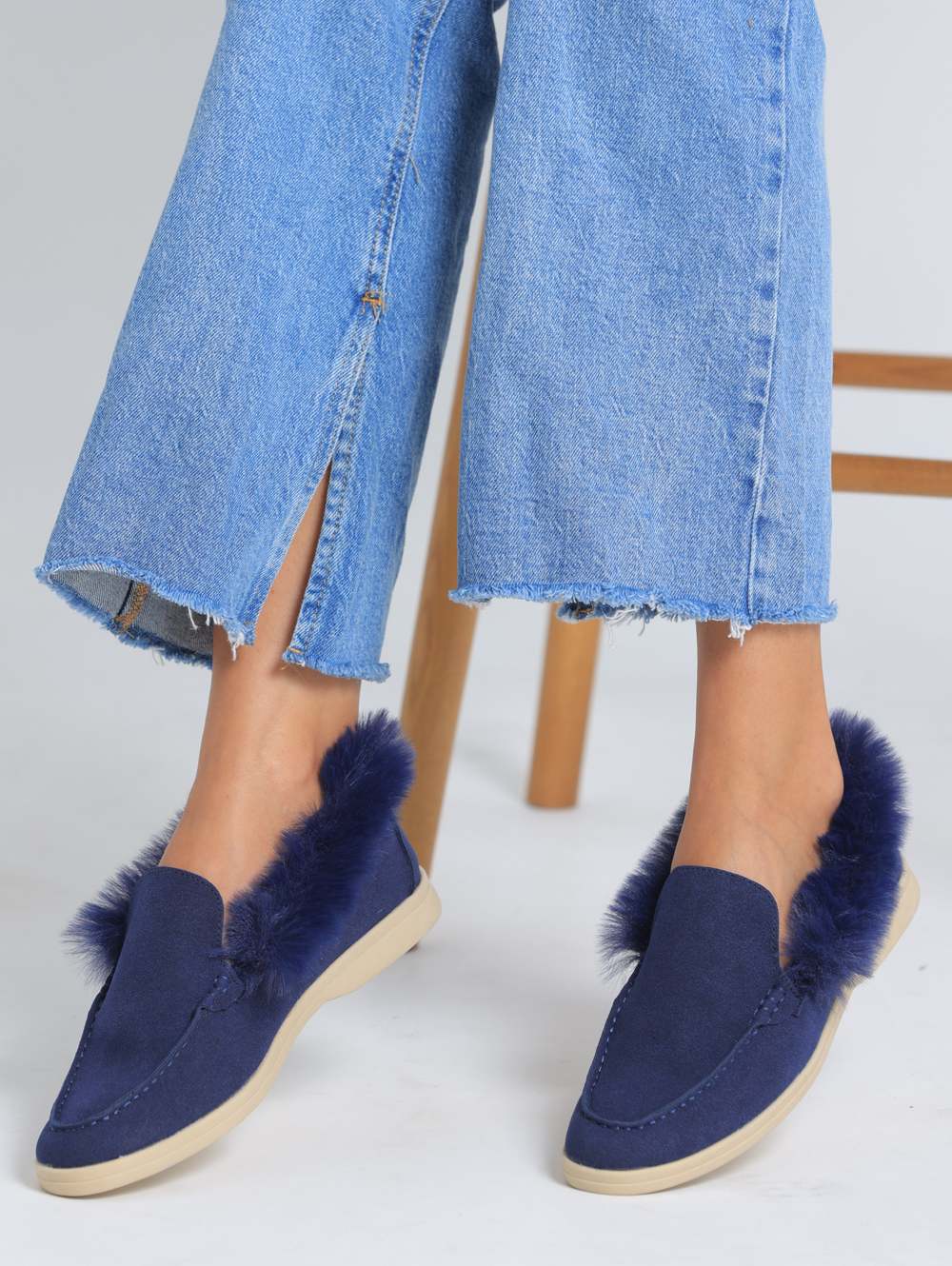 377-1 / Furry Chic Comfort Flats