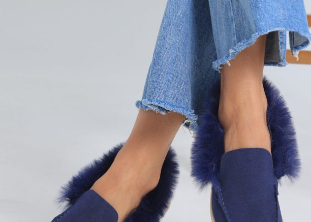 377-1 / Furry Chic Comfort Flats