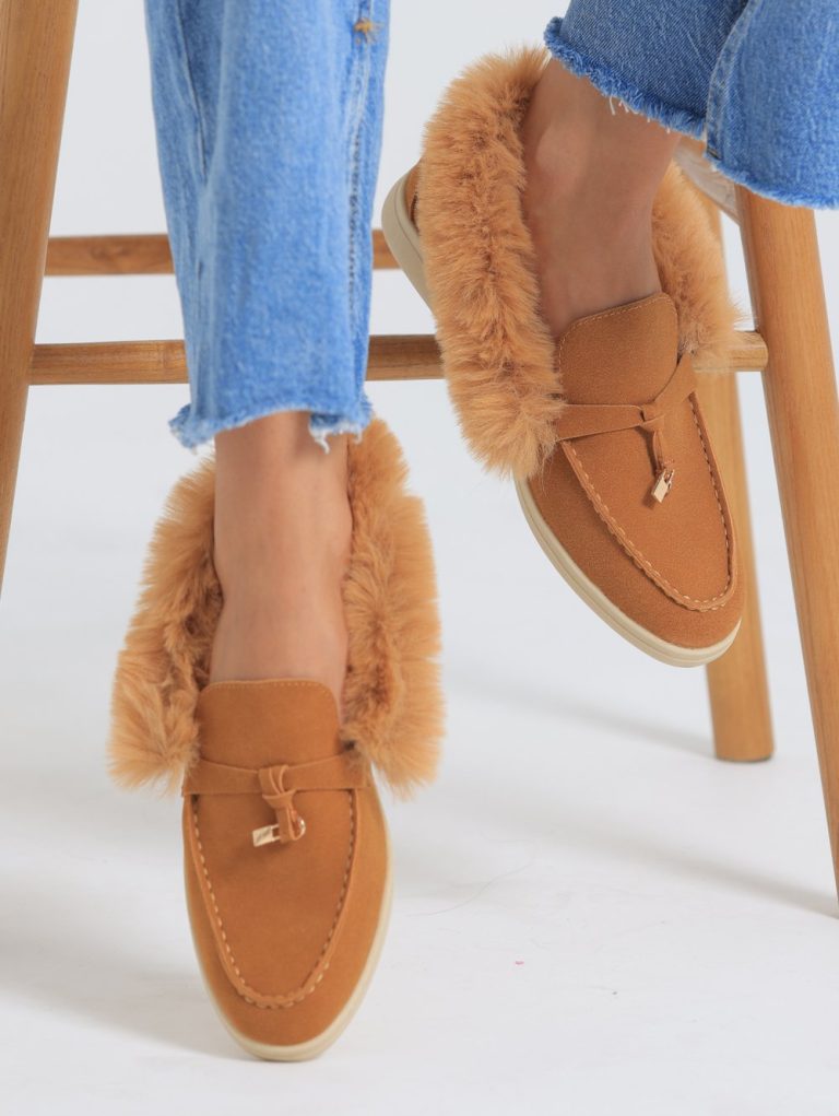 Cozy Fur-Trimmed Flats