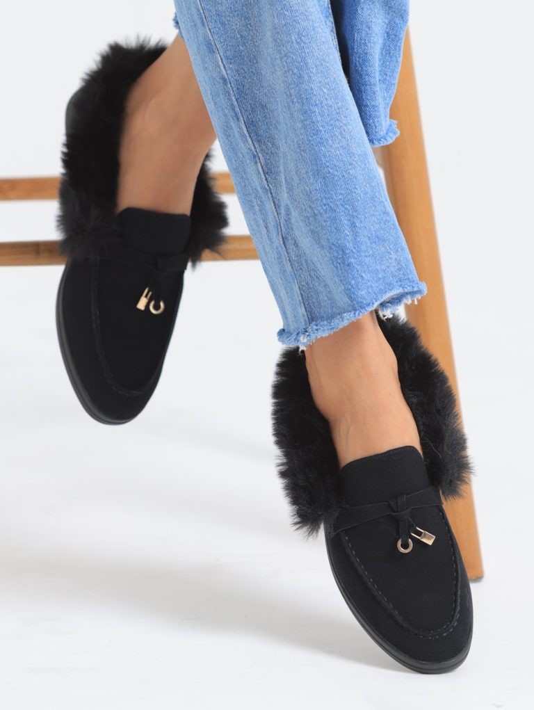 Cozy Fur-Trimmed Flats