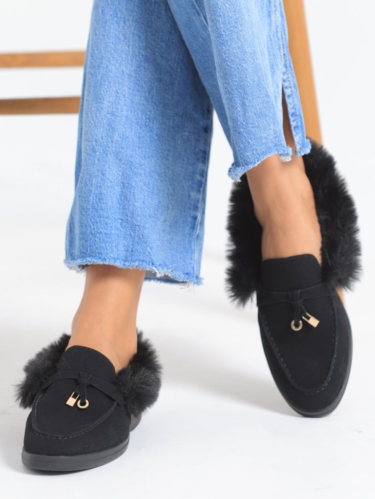 Cozy Fur-Trimmed Flats