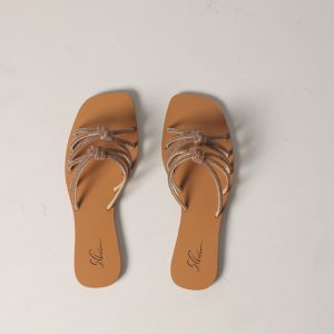 SC-B006 / Silver-Trimmed Slippers