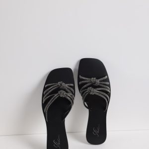 SC-B006 / Silver-Trimmed Slippers