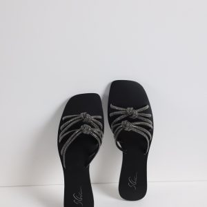 SC-B006 / Silver-Trimmed Slippers