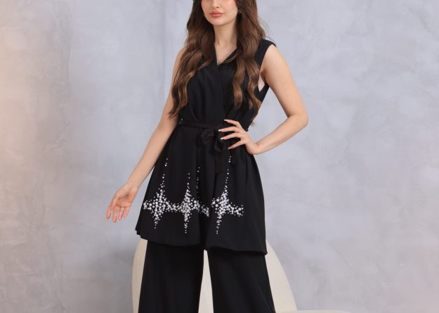Stylish 2-Piece Cardigan and Trouser Set with Embellishments