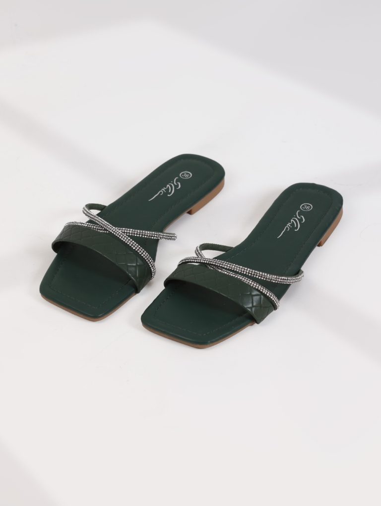 DT- 719 SLIPPERS
