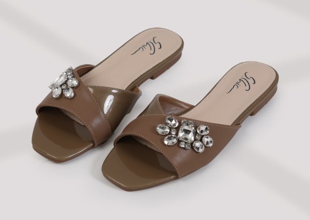 2088-208/Crystal Adorned Slippers