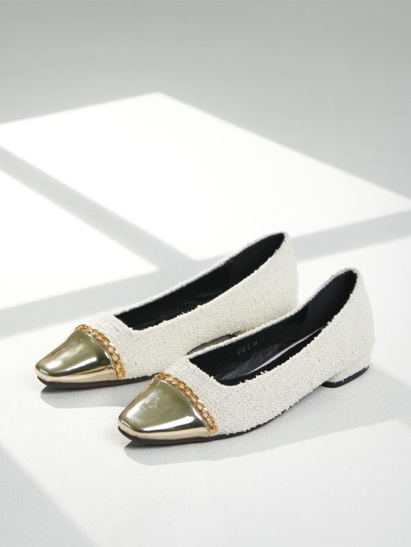 296-5 / Gold-Accented Loafers