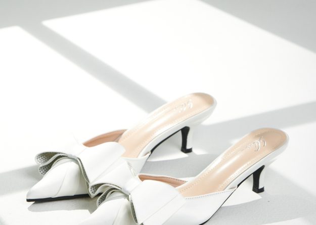 8288-53 / Kitten Heel Bow Mules