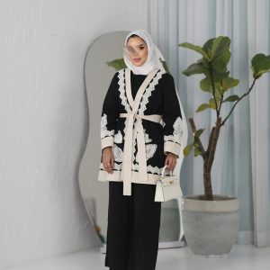 SC-456 / Luxury Embroidered Three-Piece Suit