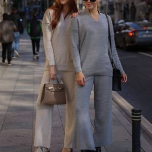 SC-8048 Sweater and Trouser