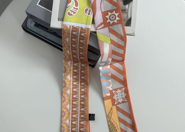 Autumn Radiance Bag Scarf