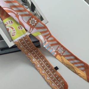 Autumn Radiance Bag Scarf