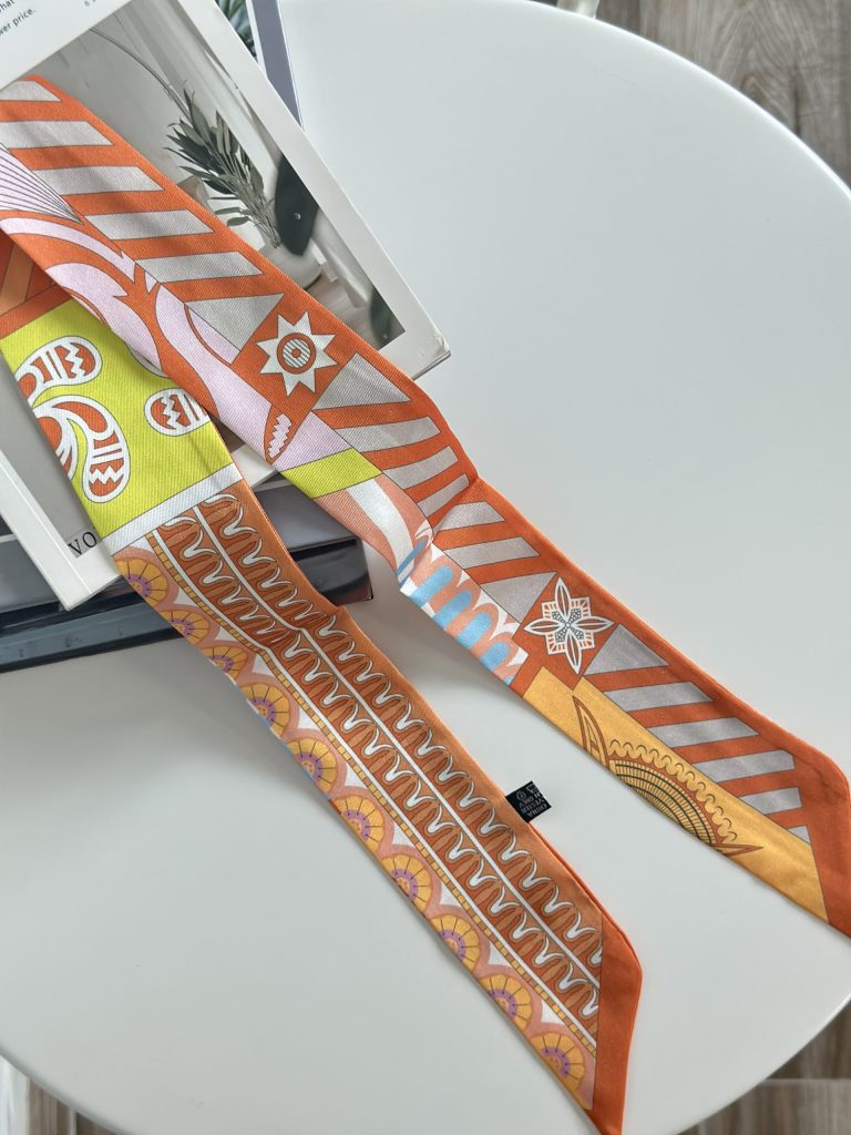 Autumn Radiance Bag Scarf