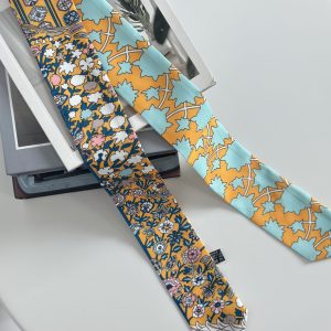 Garden of Eden Scarf