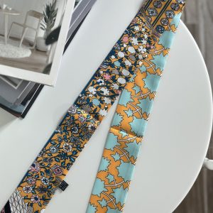 Garden of Eden Scarf