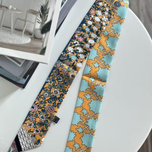 Garden of Eden Scarf