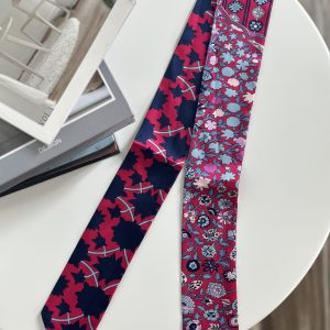 Oriental Elegance Scarf
