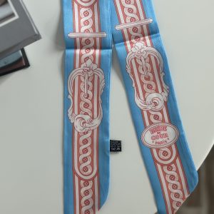 Ribbon Romance Scarf