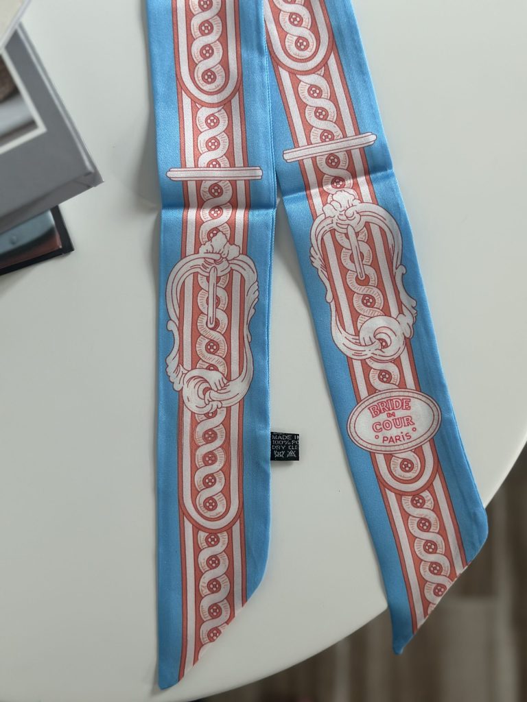 Ribbon Romance Scarf