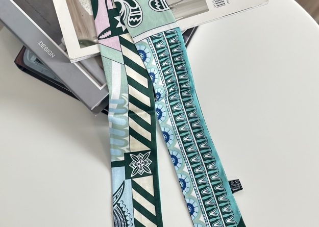 Bohemian Rhapsody Scarf
