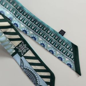 Bohemian Rhapsody Scarf