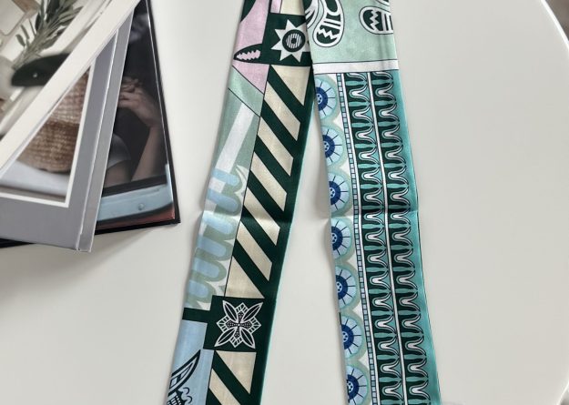 Bohemian Rhapsody Scarf