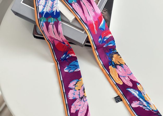 Plume Paradise Scarf