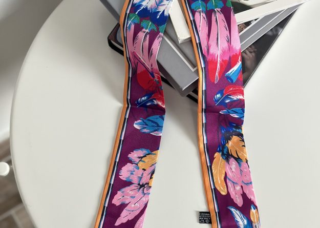 Plume Paradise Scarf