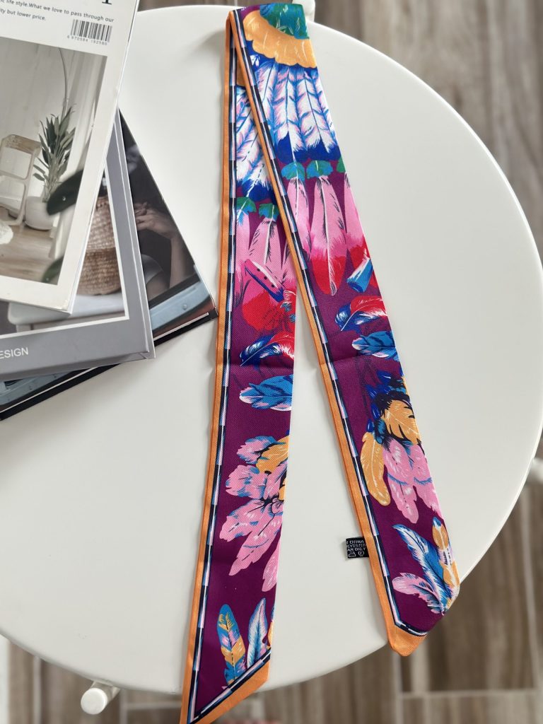 Plume Paradise Scarf