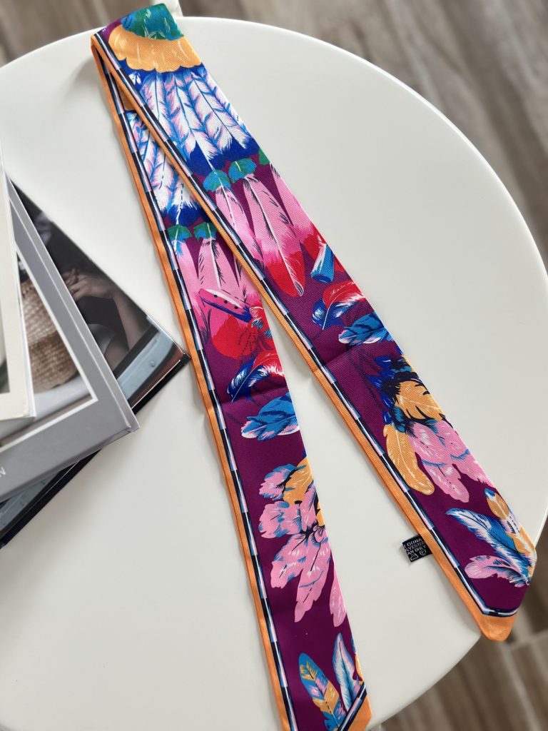 Plume Paradise Scarf