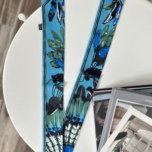 Feathered Frenzy Scarf