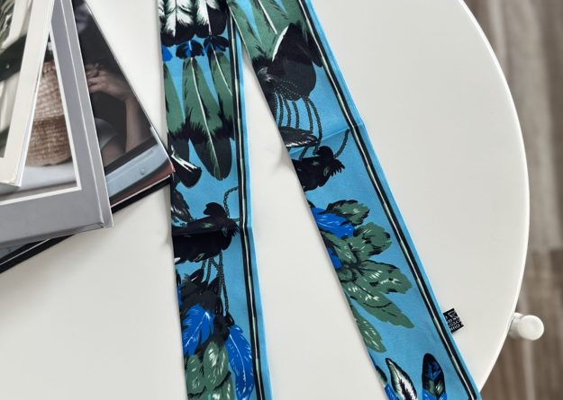 Feathered Frenzy Scarf
