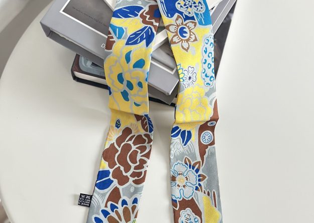 Summer Breeze Scarf
