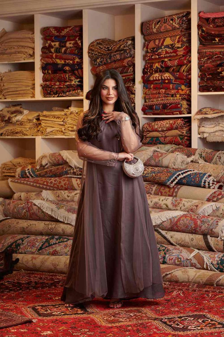 Elegant Sheer Sleeve Jalabiya