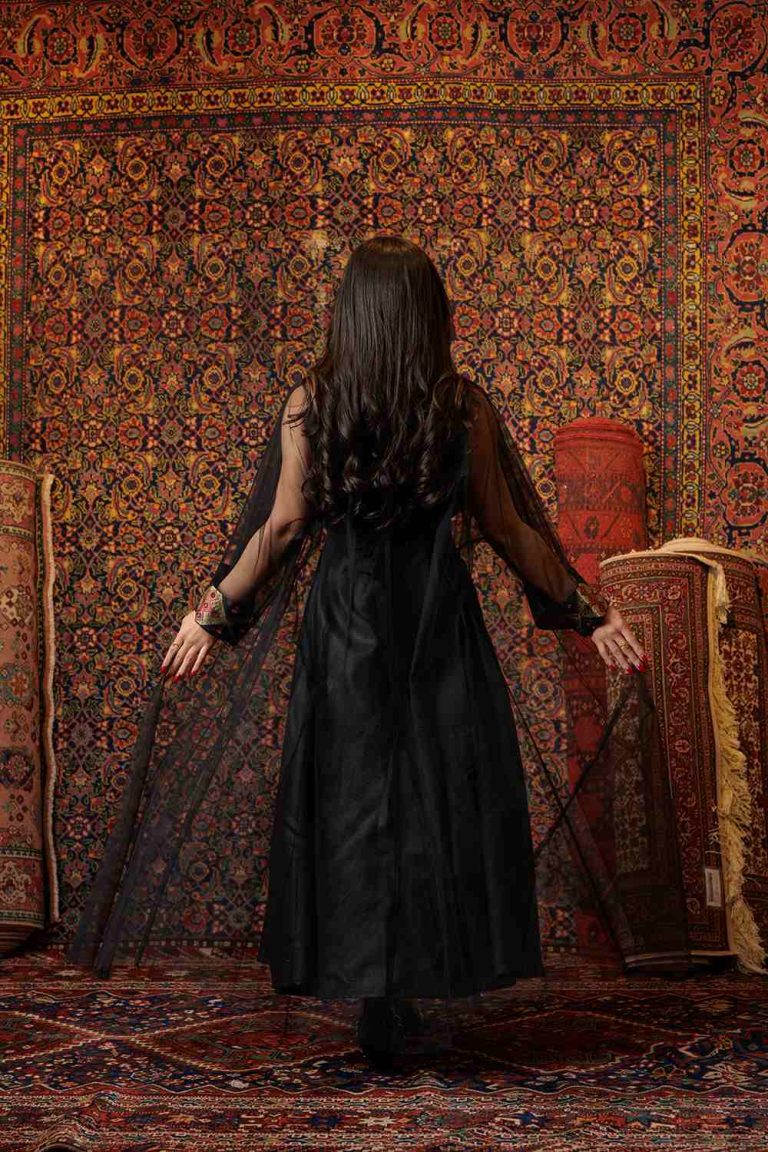 Elegant Geometric Sheer Jalabiya