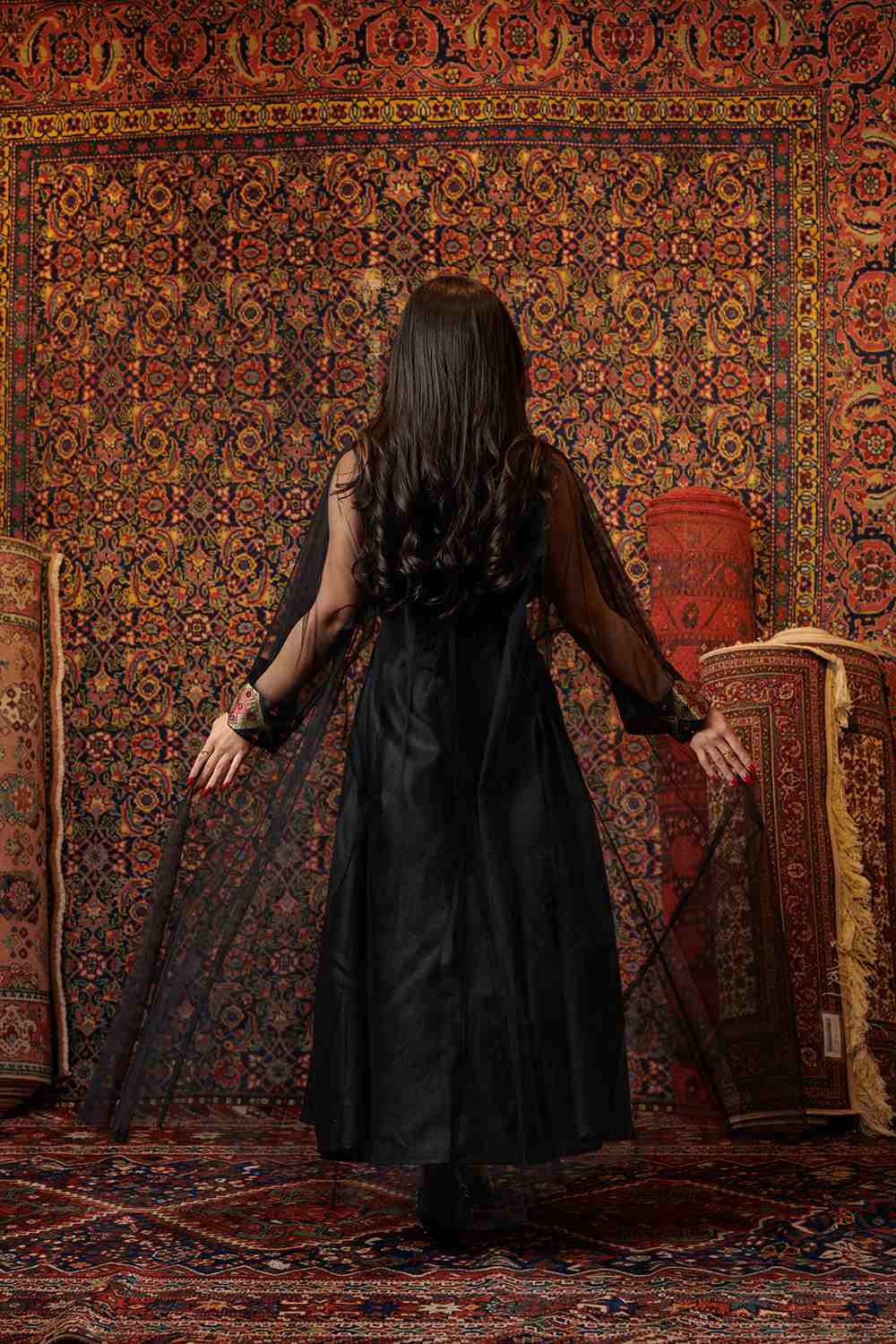 Elegant Geometric Sheer Jalabiya