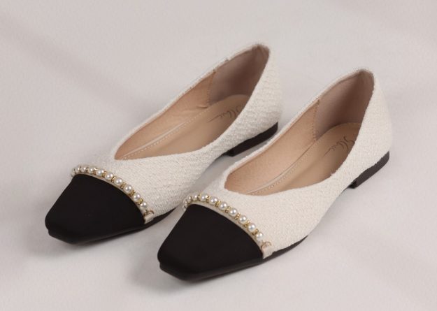 L15 FLAT SHOES