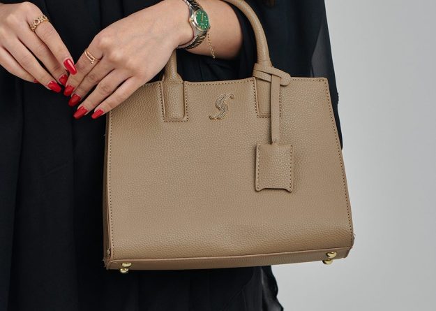 Stylish Leather Structured Carryall Handbag