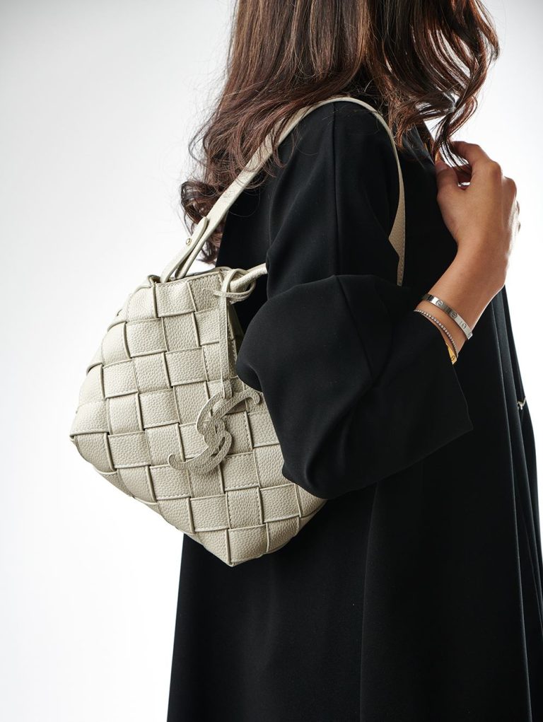Leather Women Hand and crossbody Bag