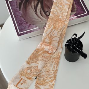 Alphabetic Bag Scarf (E)