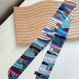 Multi-patterned Handbag Wrap
