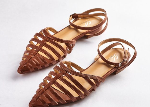 Strappy Tangle Elegance Flat Sandals