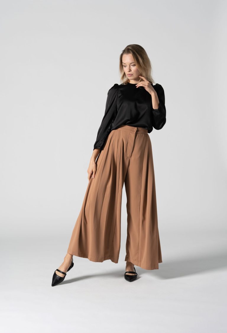 Wide-Leg Wow Pant