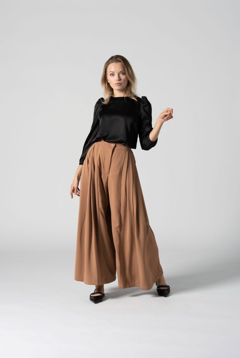 Wide-Leg Wow Pant