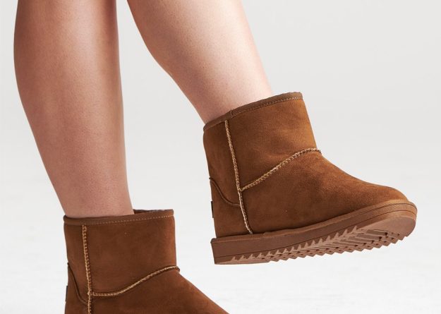Golden Autumn Flat Ankle Uggs