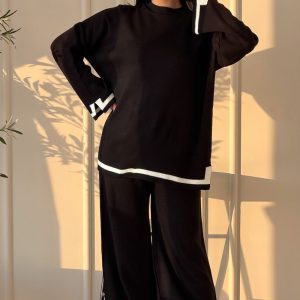 Chic Comfort Sweat Set with Stylish Detailing